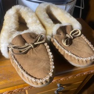 L.L Bean slippers